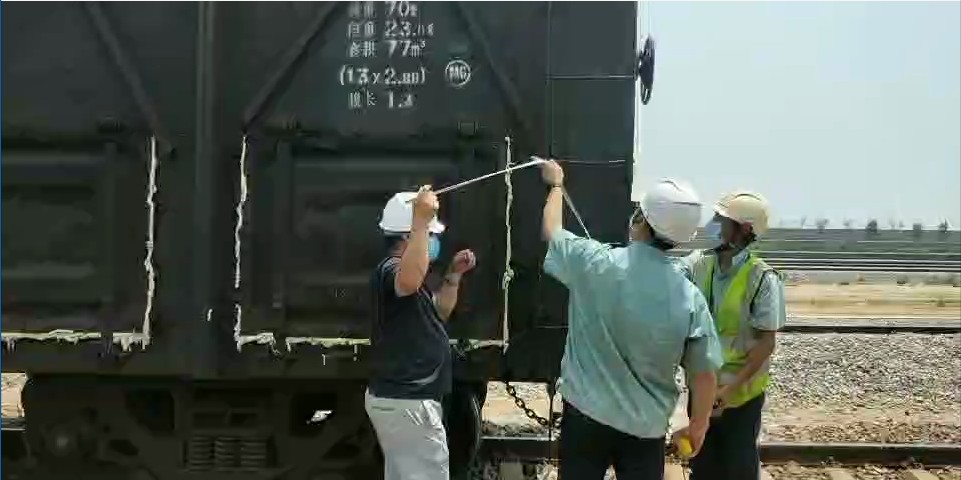 火车验车升降平台现场